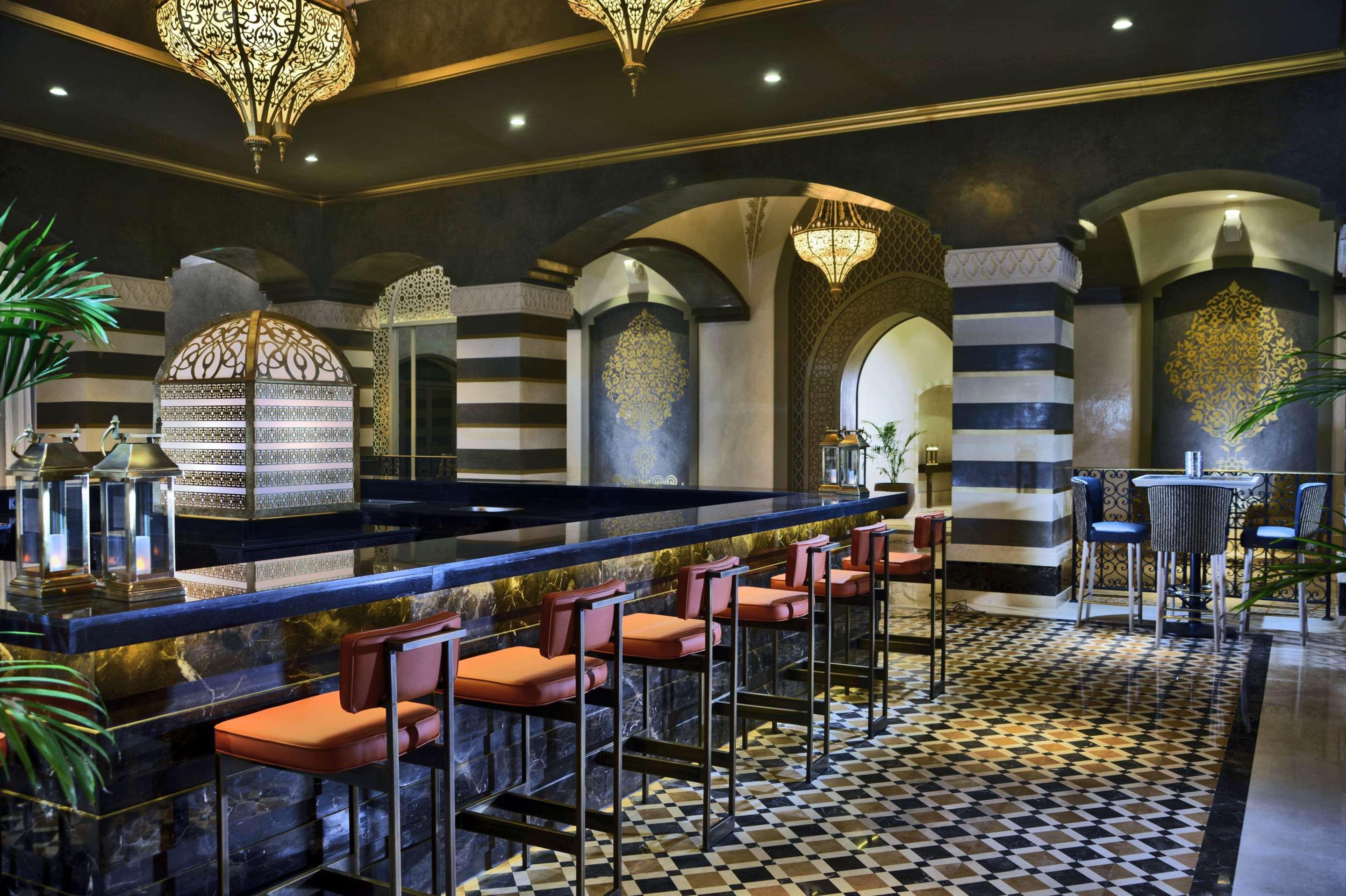Steigenberger Alcazar Hotell Sharm el-Sheikh Exteriör bild The bar at the hotel